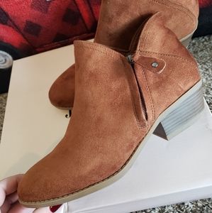 Size 9 SO booties